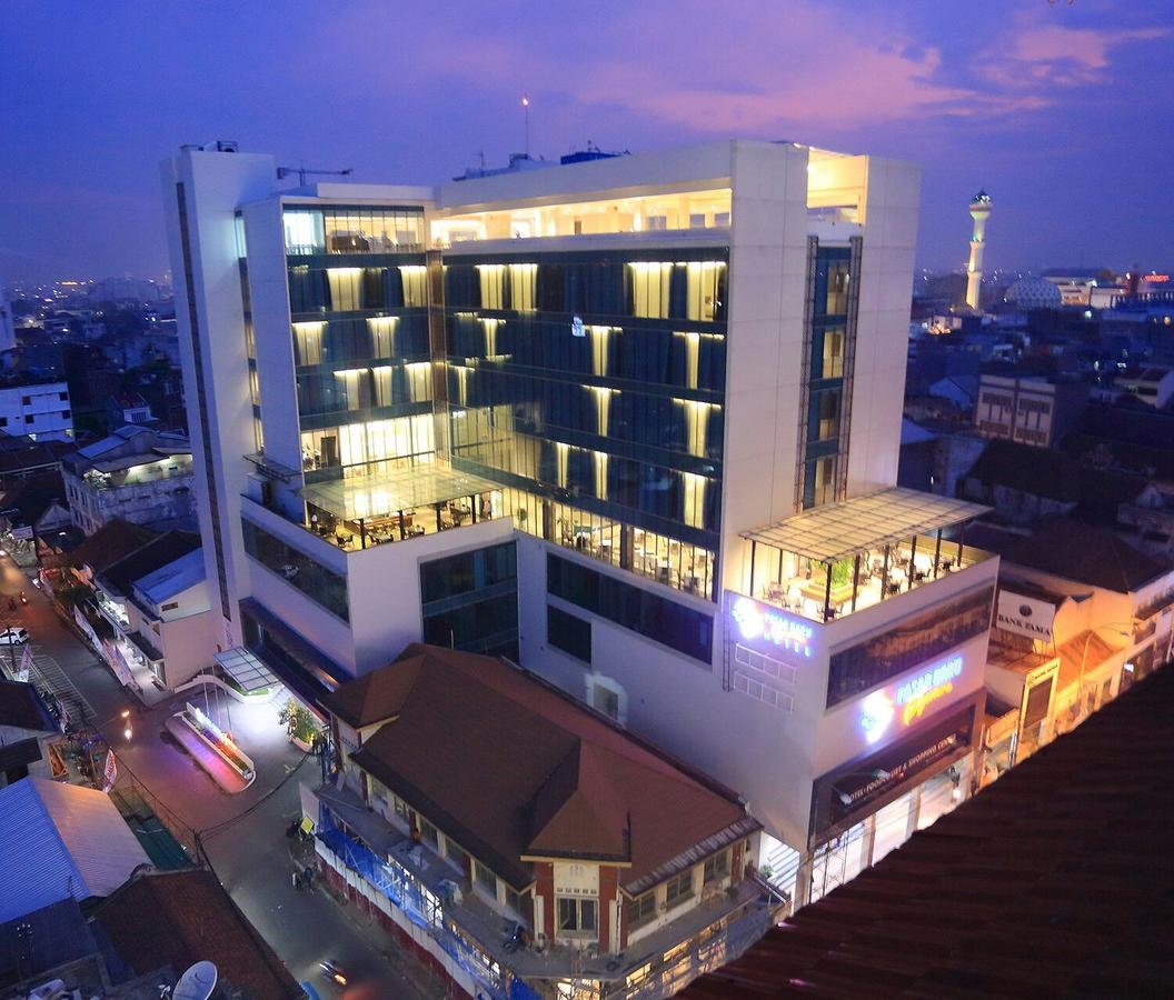 Pasar Baru Square Hotel Bandung Esterno foto