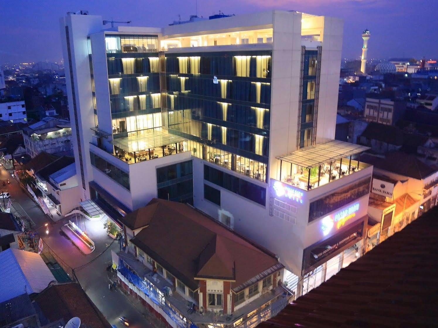 Pasar Baru Square Hotel Bandung Esterno foto